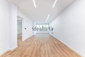 apartment for sale in the center of alicante