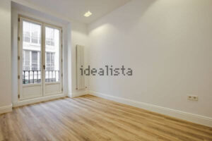 buy flat for sale in madrid center