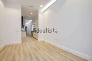 buy flat for sale in madrid center