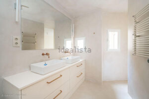 apartment for sale in barrio malasaña madrid