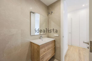 Piso en venta en ronda de Segovia, madrid