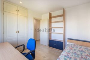 apartment for sale in barrio de los periodistas