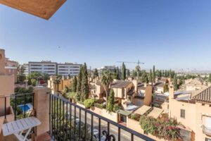 apartment for sale in barrio de los periodistas