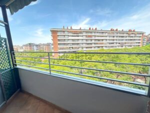 apartment for sale in Josep Tarradellas / Rocafort barcelona