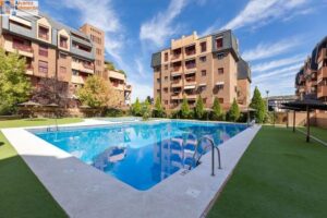 apartment for sale in bola de oro granada