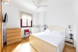 apartment for sale in bola de oro granada