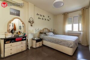 flat for sale in moscardo madrid