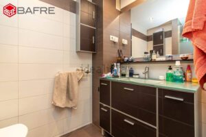 flat for sale in moscardo madrid