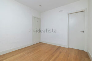 Piso en venta en paseo de la Virgen del Puerto, Madrid