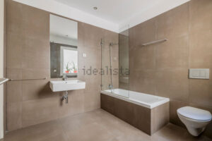 Piso en venta en paseo de la Virgen del Puerto, Madrid