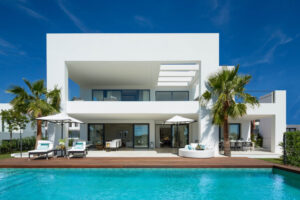 villa for rent in Nueva Andalucía's Prestigious Golf Valley marbella malaga