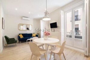 apartment for sale in Huertas-Cortes, Madrid