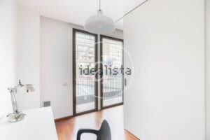 Apartment for sale in Diputació Street