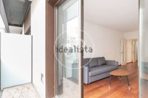 Apartment for sale in Diputació Street