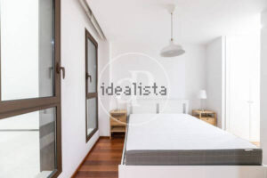 Apartment for sale in Diputació Street