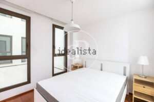 Apartment for sale in Diputació Street