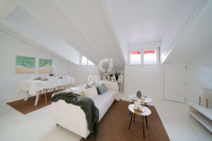 amazing apartment for sale in chueca madrid