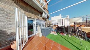 Duplex for sale in Pacifico in Madrid