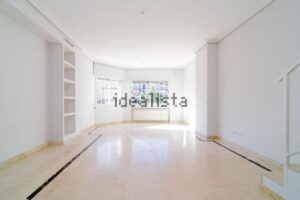 Ático dúplex en venta en Conde de Orgaz Madrid