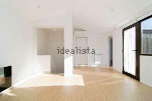 Ático dúplex en venta en Conde de Orgaz Madrid