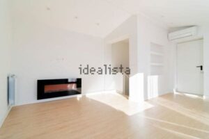 Ático dúplex en venta en Conde de Orgaz Madrid