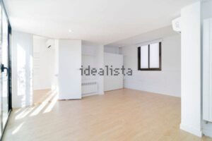 Ático dúplex en venta en Conde de Orgaz Madrid