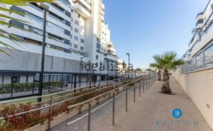 Dúplex en venta en Valdebebas en Madrid